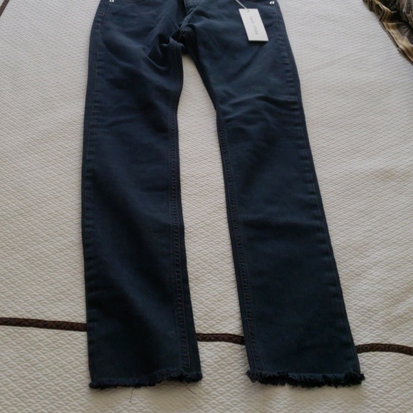 Jeans - Picture 3 of 4